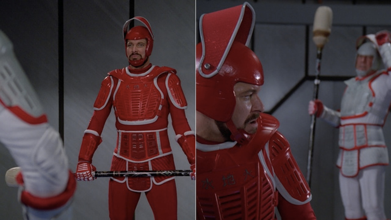 Illustration for article titled Los trajes más locos e increíbles de Star Trek: La nueva generación